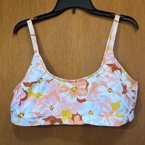 Women’s Xhilaration floral bikini top. Size 18W